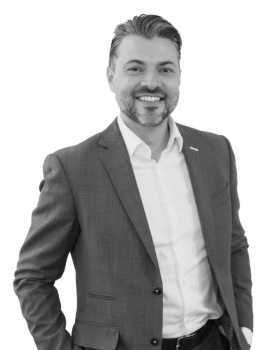 Adam Steindler, SVP / Managing Director of Specialty Deposits